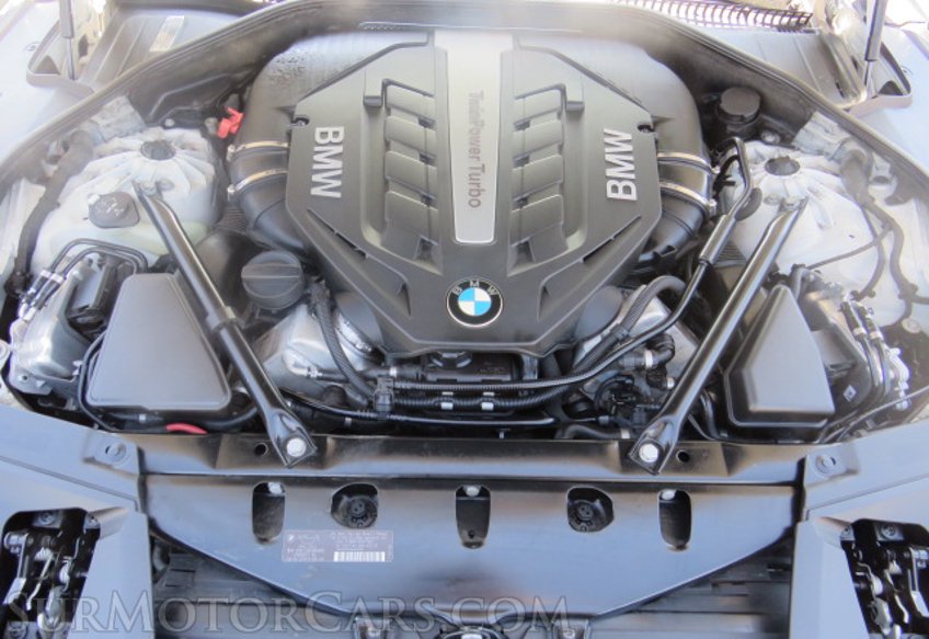 2013 BMW 7 Series - Image 43