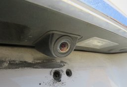 2013 BMW 7 Series - Image 14