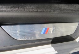 2013 BMW 7 Series - Image 32