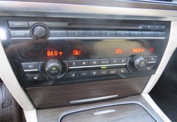 2013 BMW 7 Series - Image 36