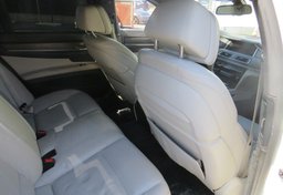 2013 BMW 7 Series - Image 26