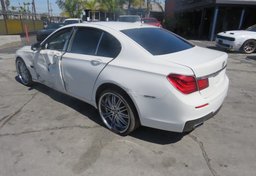 2013 BMW 7 Series - Image 8