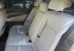 2013 BMW 7 Series - Image 24