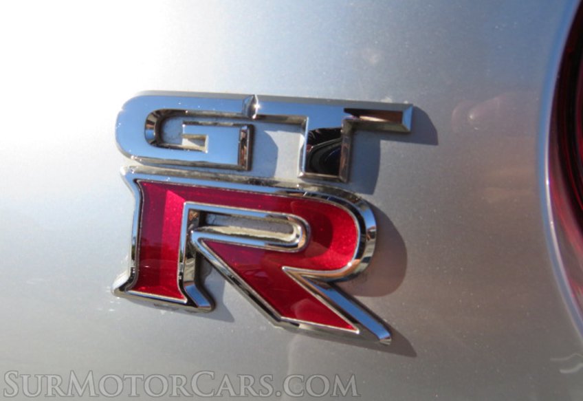 2014 Nissan GT-R - Image 18
