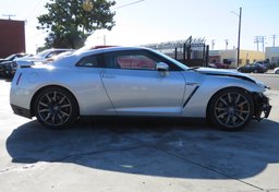 2014 Nissan GT-R - Image 11