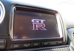 2014 Nissan GT-R - Image 39