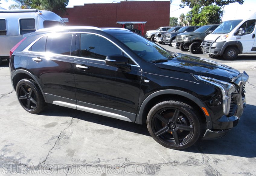 2019 Cadillac XT4 - Image 2