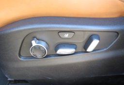 2019 Cadillac XT4 - Image 36