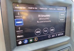 2021 Chevrolet Silverado 1500 - Image 37