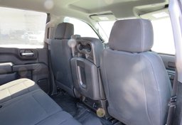 2021 Chevrolet Silverado 1500 - Image 28