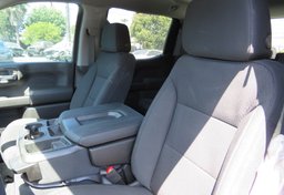 2021 Chevrolet Silverado 1500 - Image 25