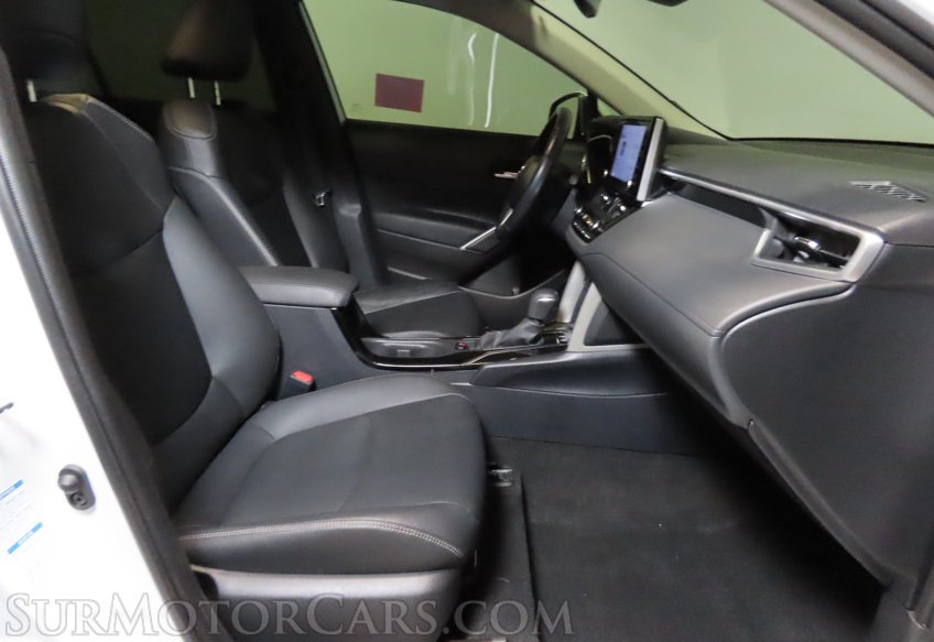 2022 Toyota Corolla Cross - Image 27