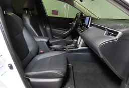 2022 Toyota Corolla Cross - Image 27