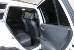 2022 Toyota Corolla Cross - Image 24