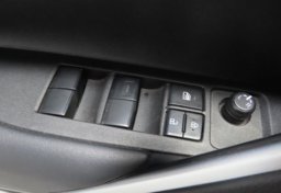 2022 Toyota Corolla Cross - Image 39