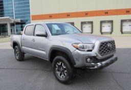 2021 Toyota Tacoma 4WD - Image 3