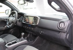 2021 Toyota Tacoma 4WD - Image 27