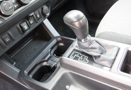 2021 Toyota Tacoma 4WD - Image 42