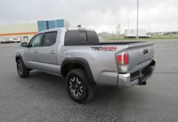 2021 Toyota Tacoma 4WD - Image 8