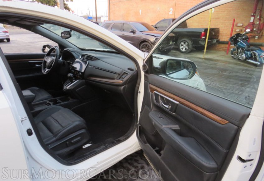 2017 Honda CR-V - Image 21