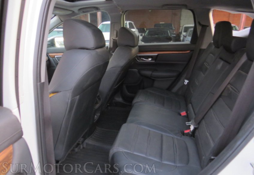 2017 Honda CR-V - Image 30