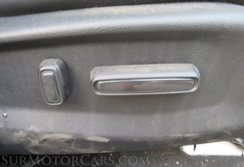 2017 Honda CR-V - Image 44