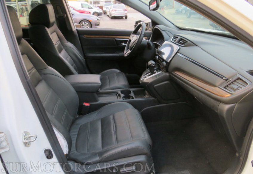 2017 Honda CR-V - Image 27