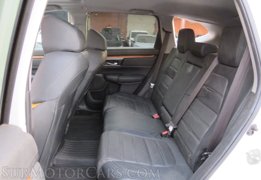 2017 Honda CR-V - Image 28