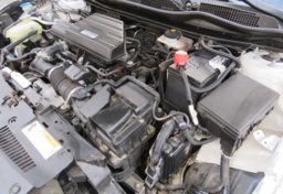 2017 Honda CR-V - Image 46