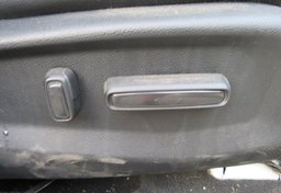 2017 Honda CR-V - Image 44