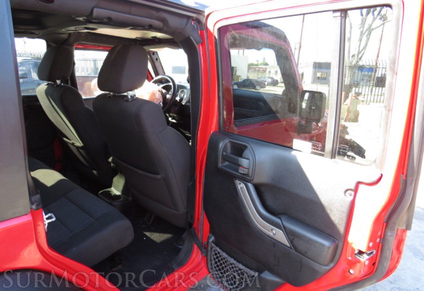 2012 Jeep Wrangler Unlimited - Image 18