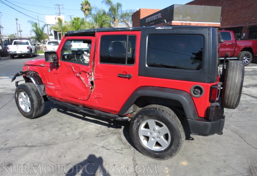 2012 Jeep Wrangler Unlimited - Image 6