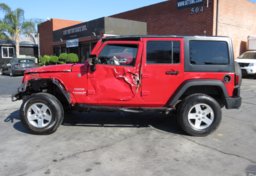 2012 Jeep Wrangler Unlimited - Image 11