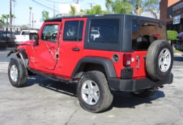 2012 Jeep Wrangler Unlimited - Image 8