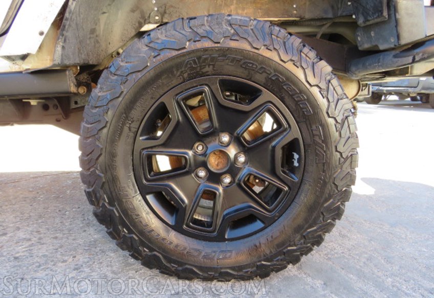 2016 Jeep Wrangler Unlimited - Image 25