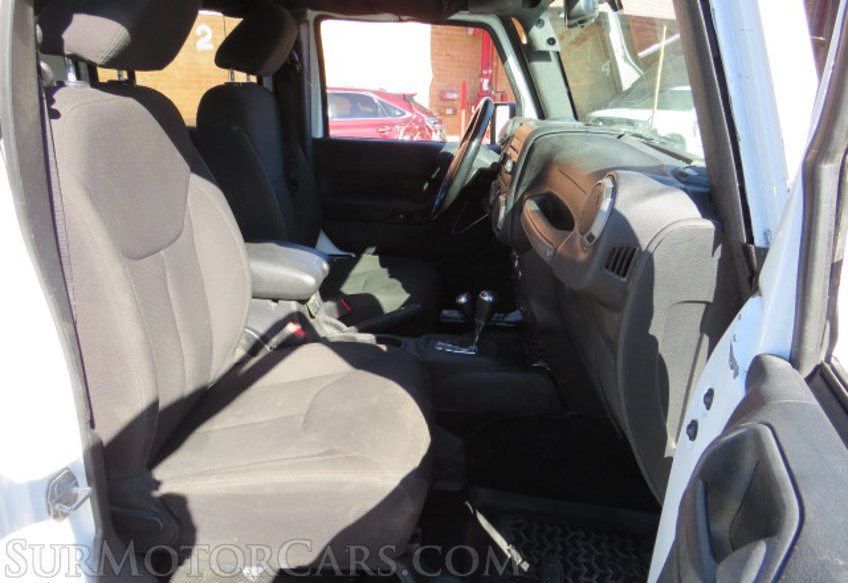 2016 Jeep Wrangler Unlimited - Image 38