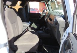 2016 Jeep Wrangler Unlimited - Image 38