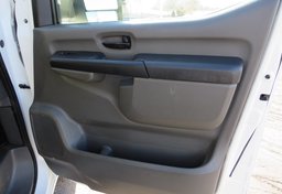 2018 Nissan NV Cargo - Image 38