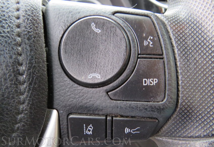 2019 Toyota Corolla - Image 32