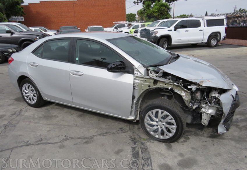 2019 Toyota Corolla - Image 2