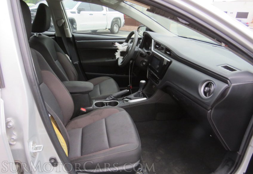 2019 Toyota Corolla - Image 26