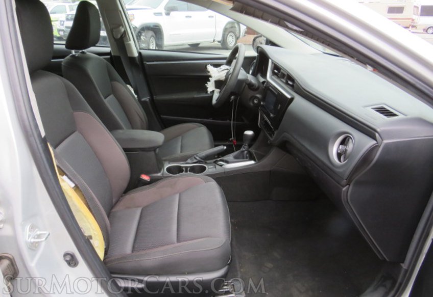 2019 Toyota Corolla - Image 24