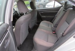 2019 Toyota Corolla - Image 29