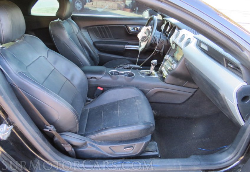 2015 Ford Mustang - Image 28