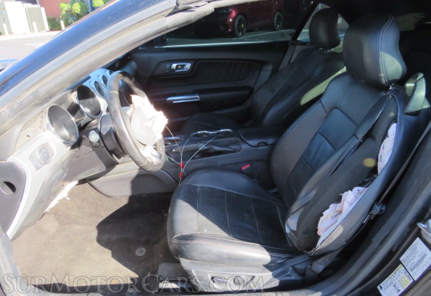 2015 Ford Mustang - Image 29