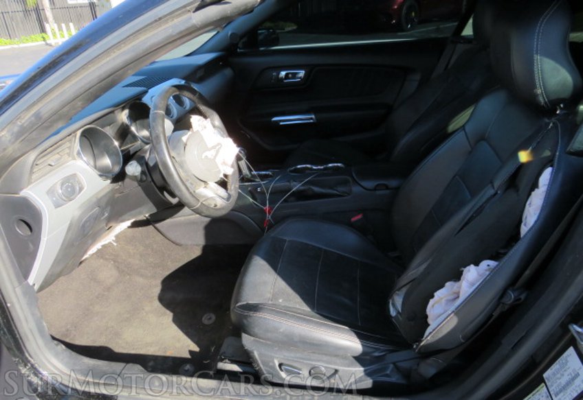 2015 Ford Mustang - Image 27