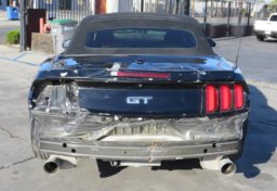 2015 Ford Mustang - Image 16