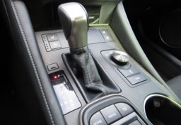 2015 Lexus RC 350 - Image 31