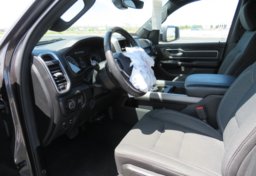 2020 Ram 1500 - Image 39