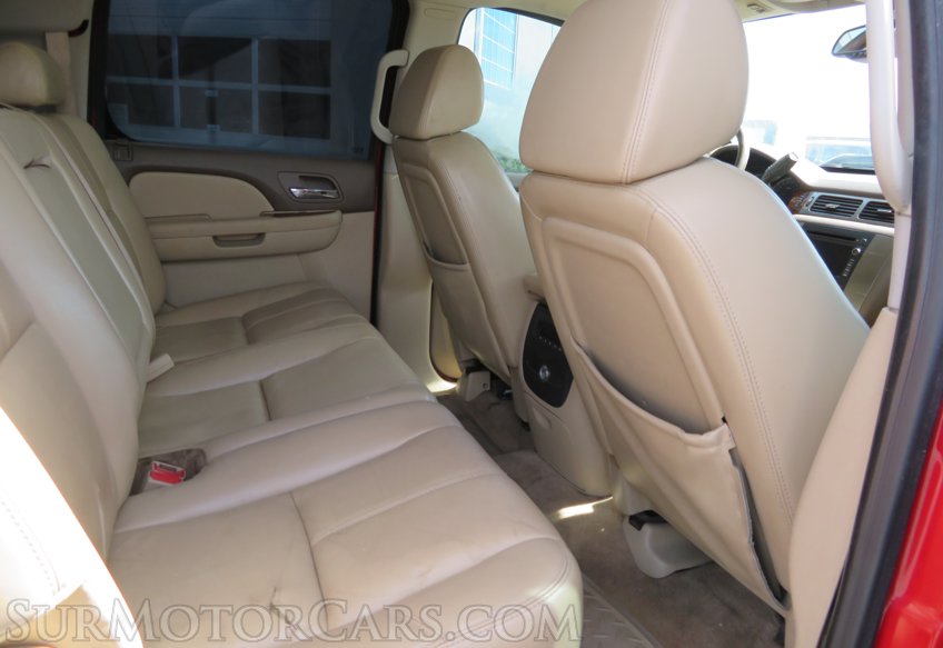 2007 GMC Sierra 2500HD - Image 24